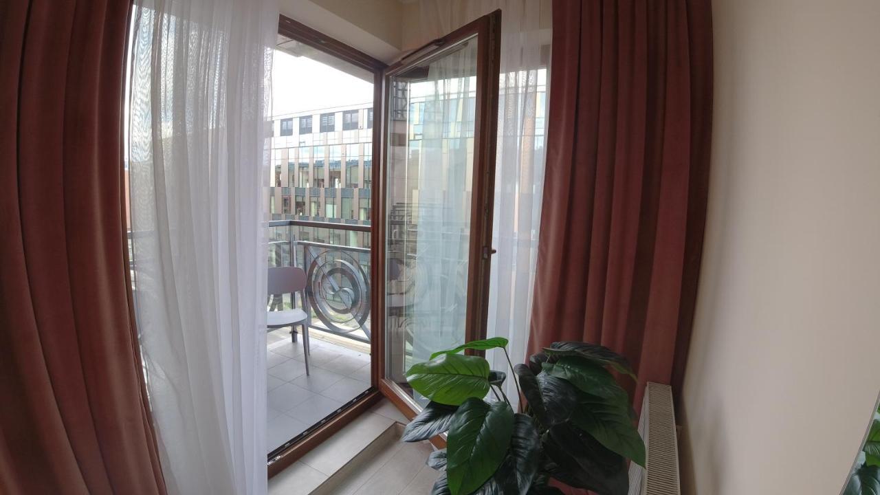 Comfort Apartment Pawia Street - Free Parking !!! Krakow Exterior photo